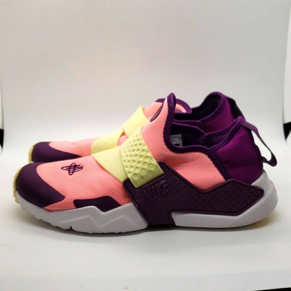 Nike GirlsHurache Extreme